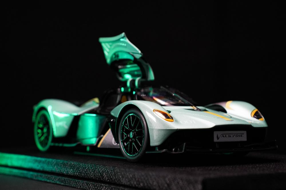 TANKCANVAS-Diecast Model Car For 1:32 Aston Martin Valkyrie Supercar Simulation Alloy Static Model