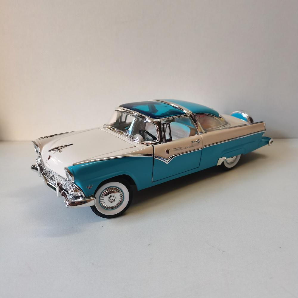 TANKCANVAS-Diecast Model Car For 1:24 Ford Crown Victoria 1955 FORD Simulation Alloy Static Model