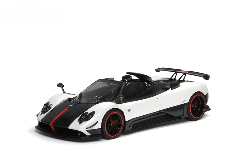 1:18 Pagani Series