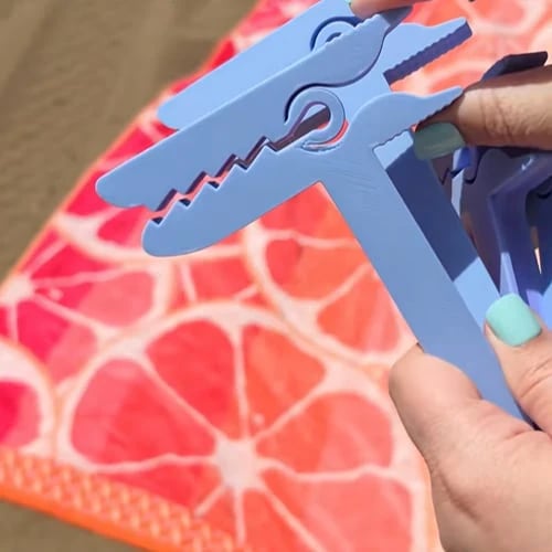 🔥LAST DAY 50% OFF - 🦖 Dinosaur Shape Beach Towel Clips | Windproof Sand Secure Holder (Set of 4)