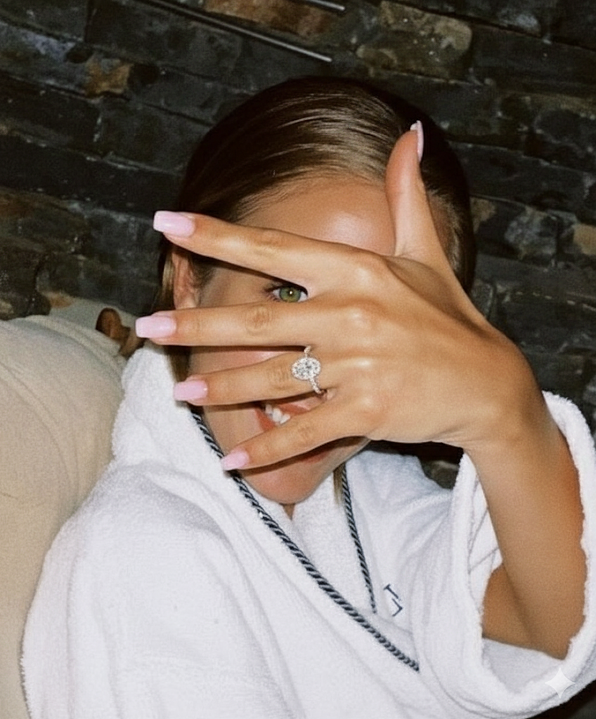 The Allure of Green Contacts in the Era of Clean Girl Aesthetic & Wedding Season Magic-moodylenses