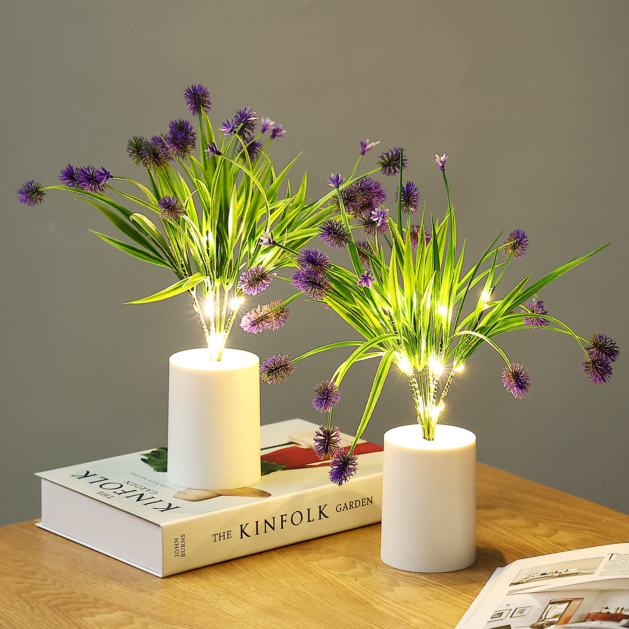 Simulation floral warm light night light