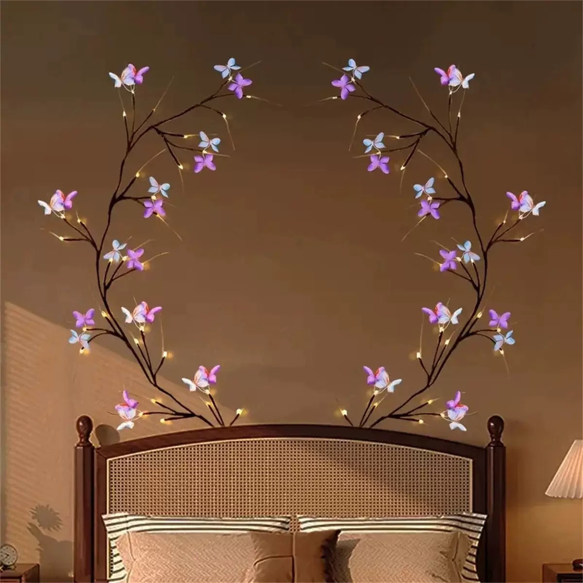 🔥Christmas Hot Selling Item - LED Butterfly Branch Light