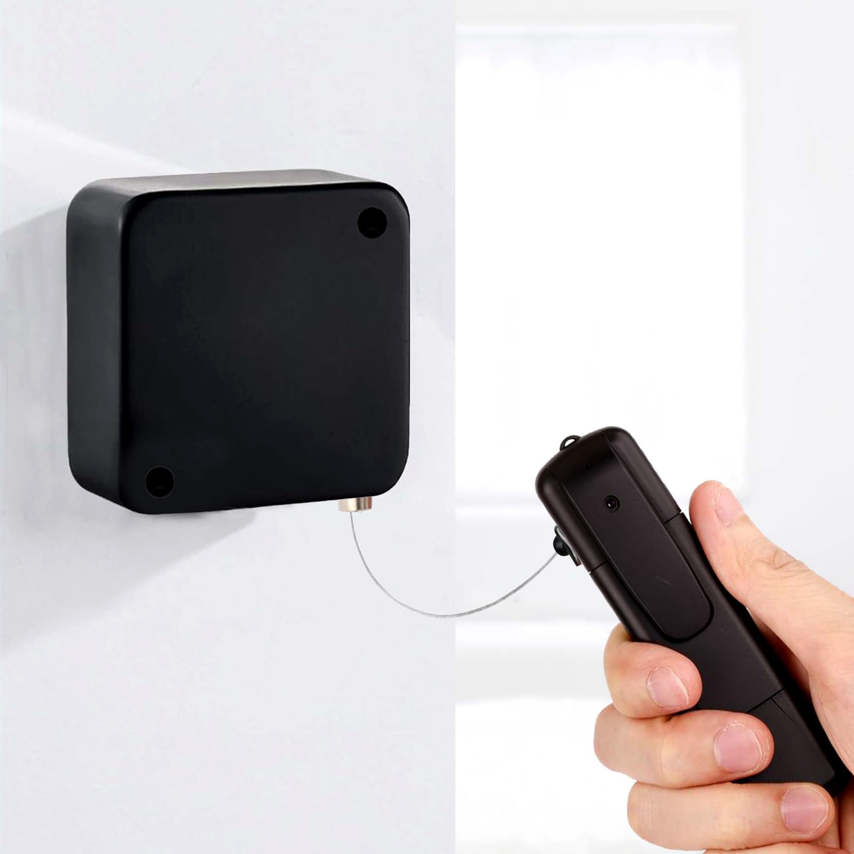 6.5 ft. retractable safety locking cord