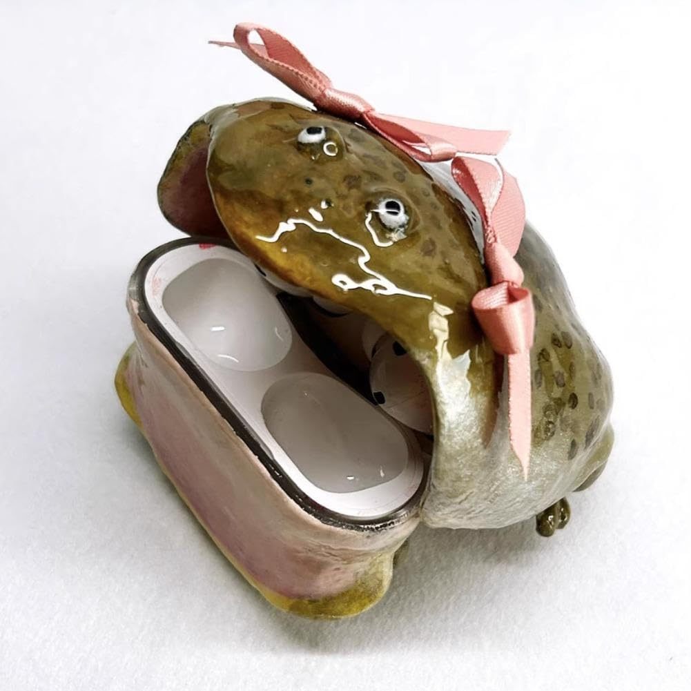 Frog-shaped Bluetooth Earphone Case