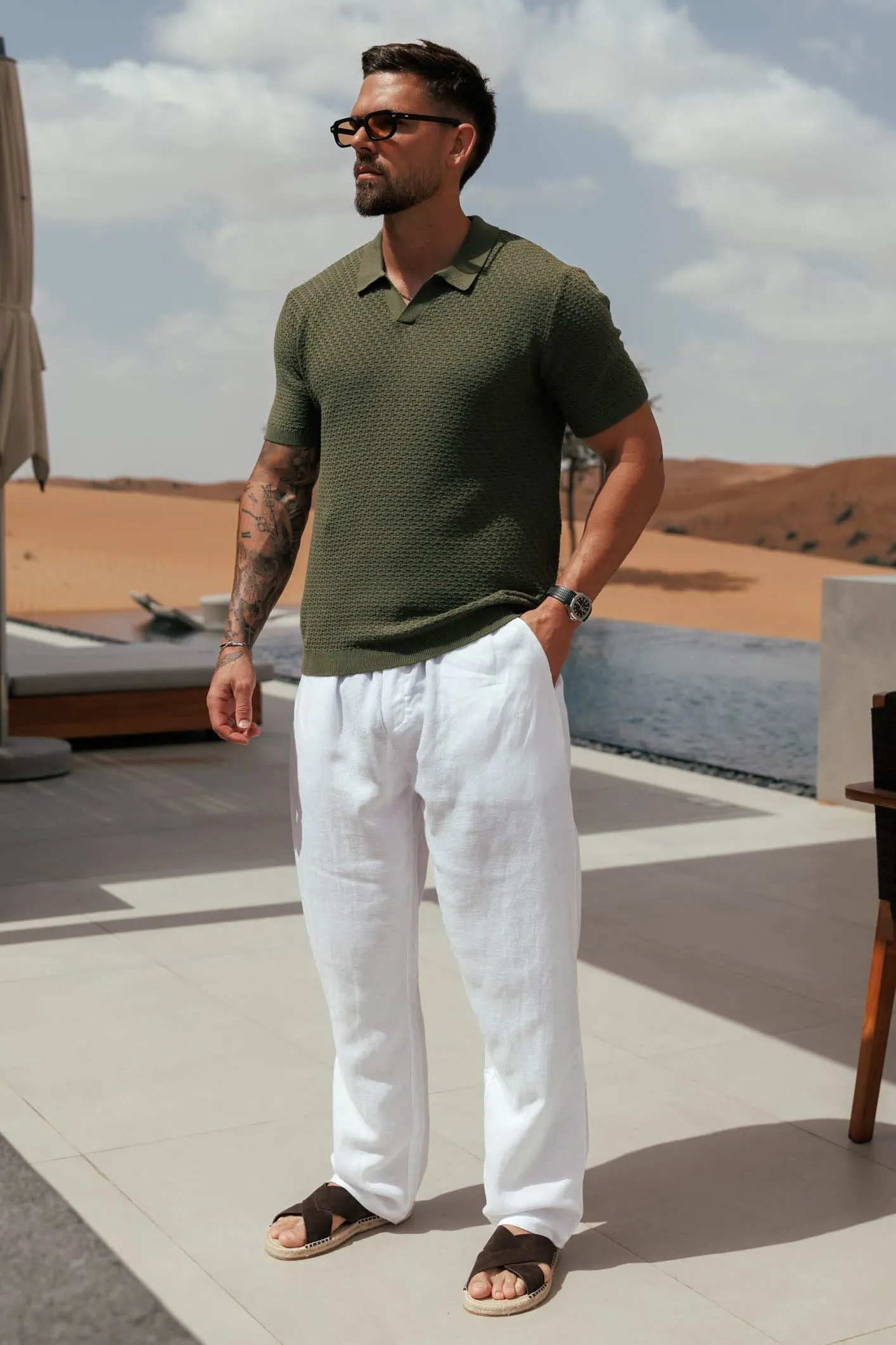 Men's lightweight cotton and linen casual olive green polo shirt