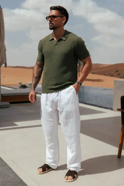 Men's lightweight cotton and linen casual olive green polo shirt