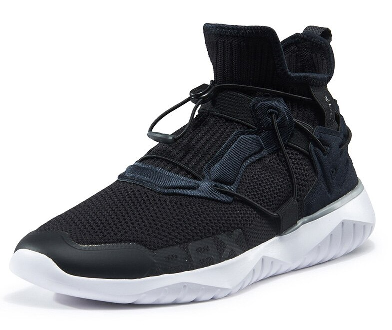 running shoes color black size 6.5 for men