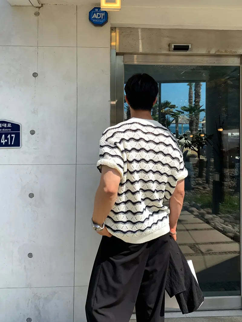 Ripple Pattern Knit Tee