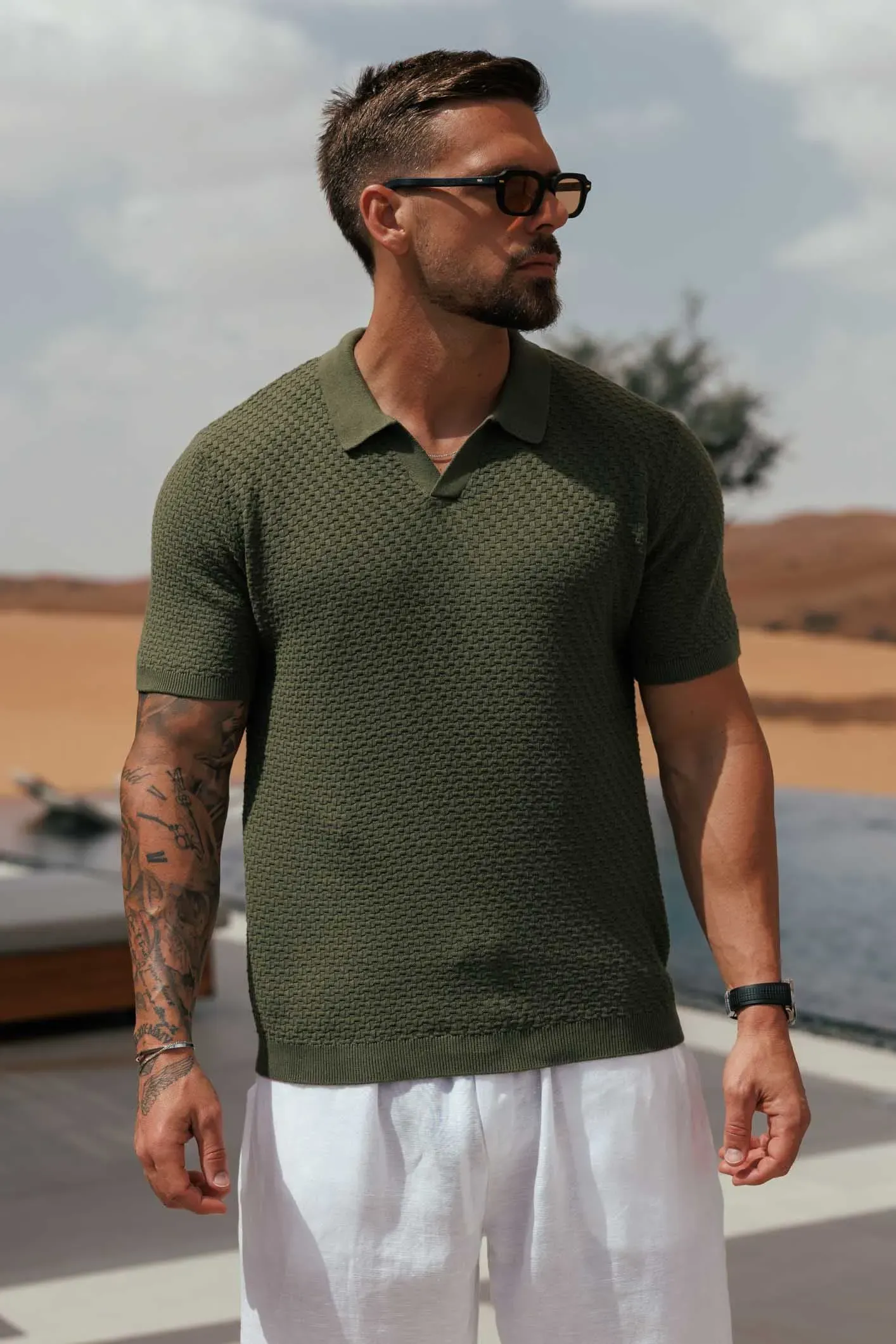 Men's lightweight cotton and linen casual olive green polo shirt