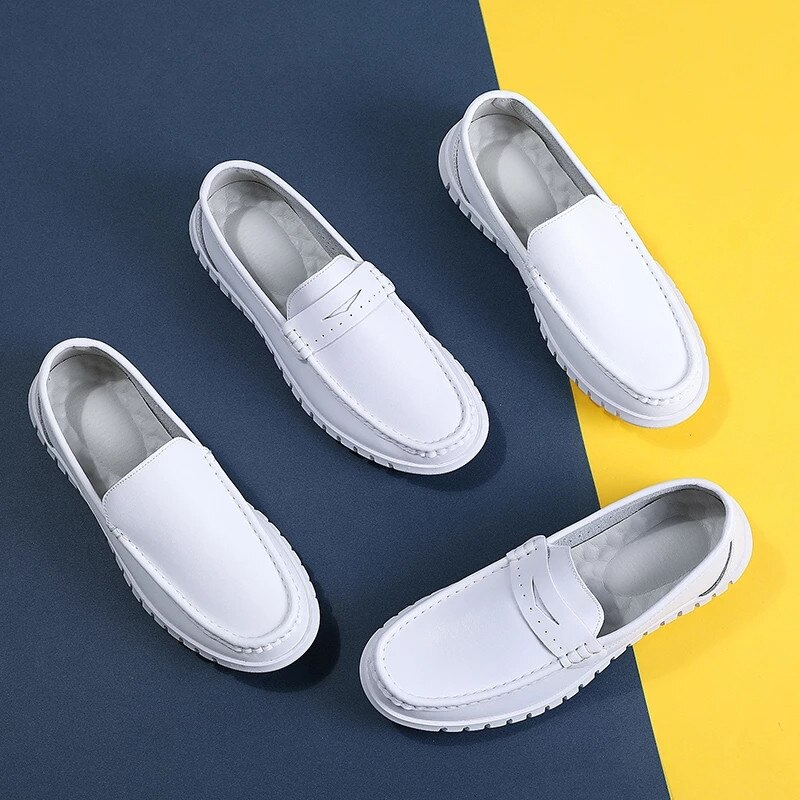 moccasin shoes color white size 9 for men