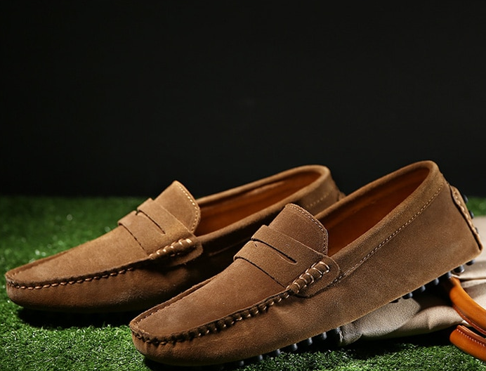 moccasin color khaki size 10 for men