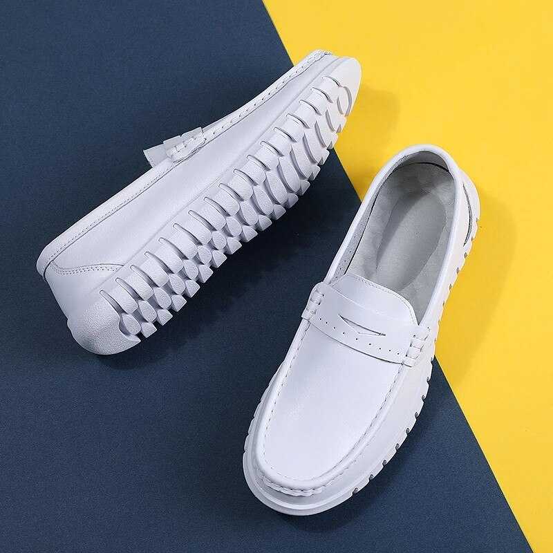 round toe loafer color white size 7 for men