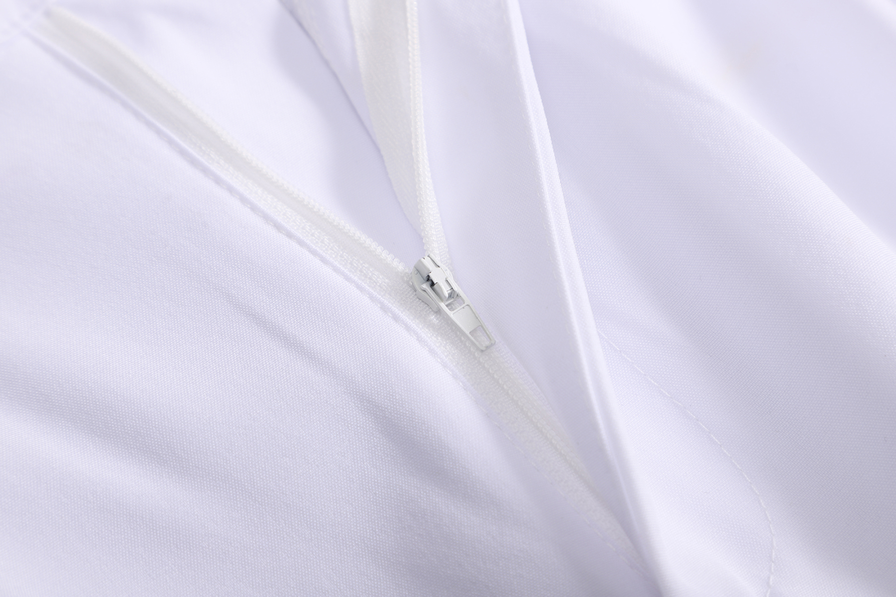 Men's White Two-Piece Casual Suit