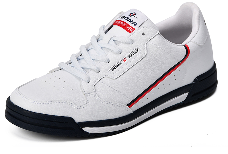 lace up sneaker color white size 8 for men