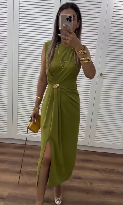 Abito lungo elegante senza maniche