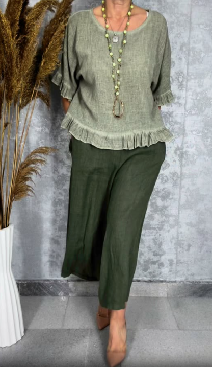 Completo in lino semplice e fresco