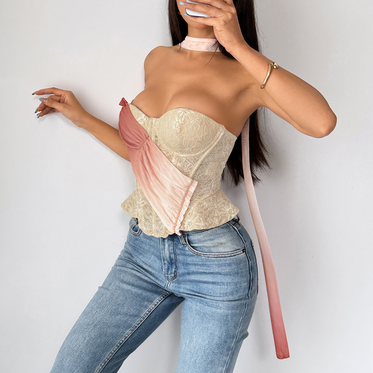 Shapewear con nastro sfumato e plissettato in pizzo