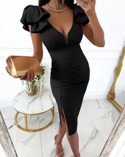 Abito da sera con sovrapposizione di volants