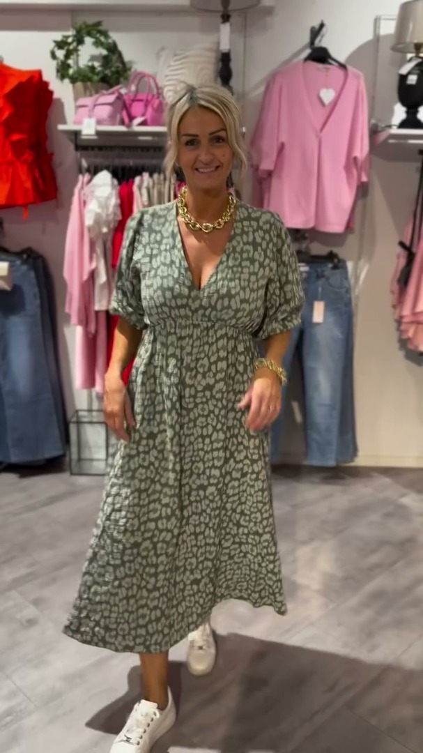 💜 Elegante e comodo abito con scollo a V in 3 colori