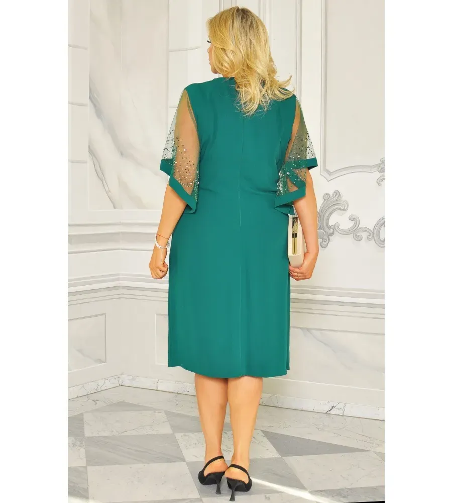 Vestito midi aderentissimo in vita con maniche ampie