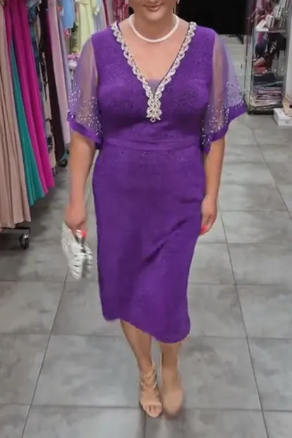 Abito elegante con scollo a V e bordi in pizzo