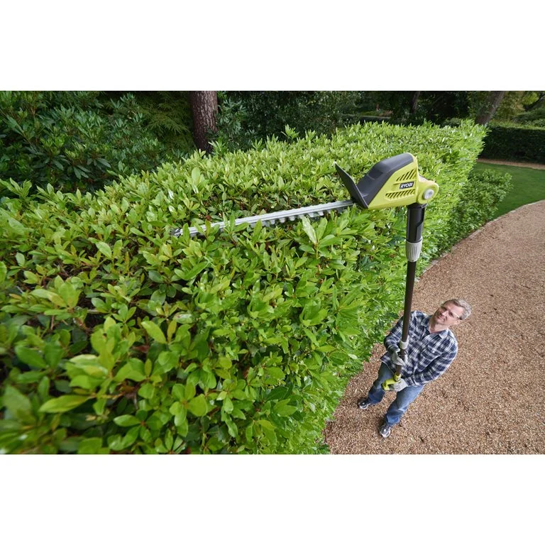 [Copy]BOSCH 3 az 1-ben fűnyíró/szegélynyíró, 43 cm vágási szélességgel, 25 cm-es bozótvágóval, gumi fogantyúval és vállpánttal, 2 akkumulátorral.