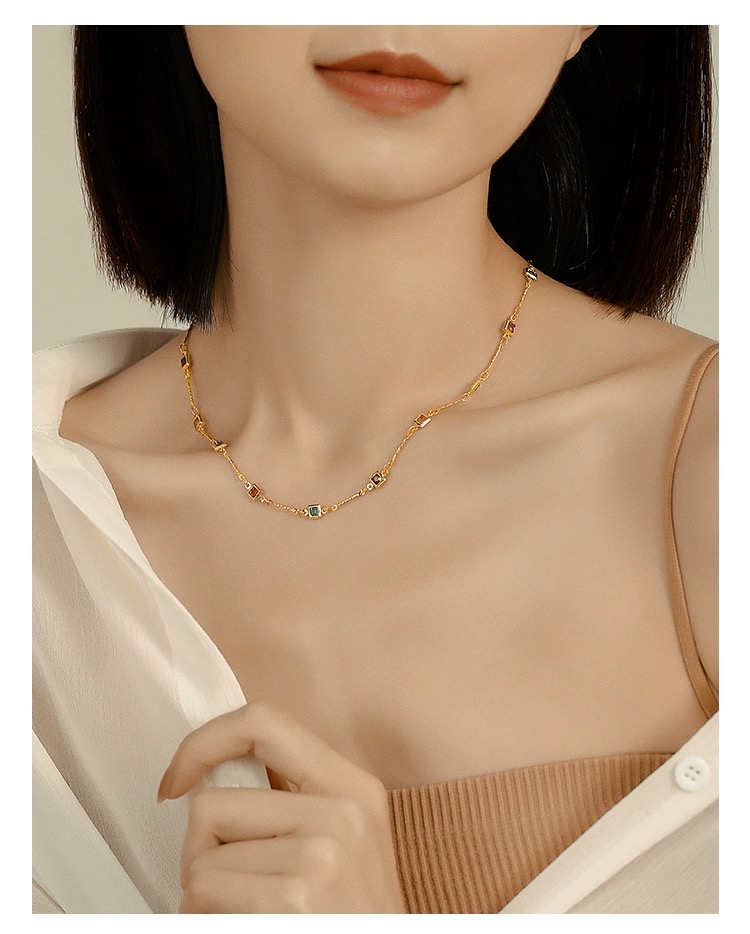 🎁 Nagy árcsökkentés a 2024-es népszerű termékekre💃18K arany Elizabeth nyaklánc és karkötő szett🌟