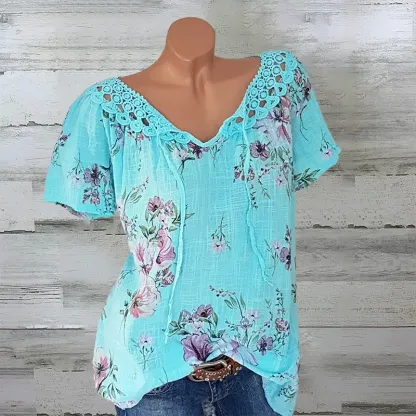 T-shirt con pizzo scollo a V