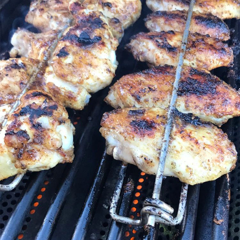 Forchetta per barbecue con ala di pollo