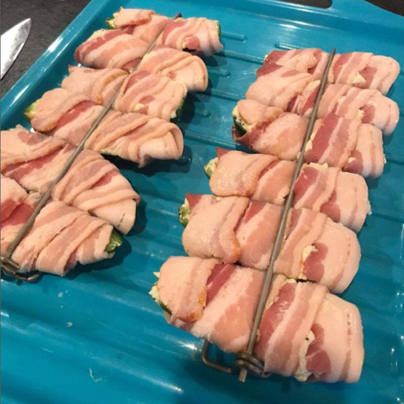 Forchetta per barbecue con ala di pollo