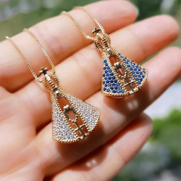 Collana Madonna bifacciale placcata oro 18 carati | COMPRA 1 E RICEVI 2 GRATIS [Offerta di Pasqua imperdibile!]
