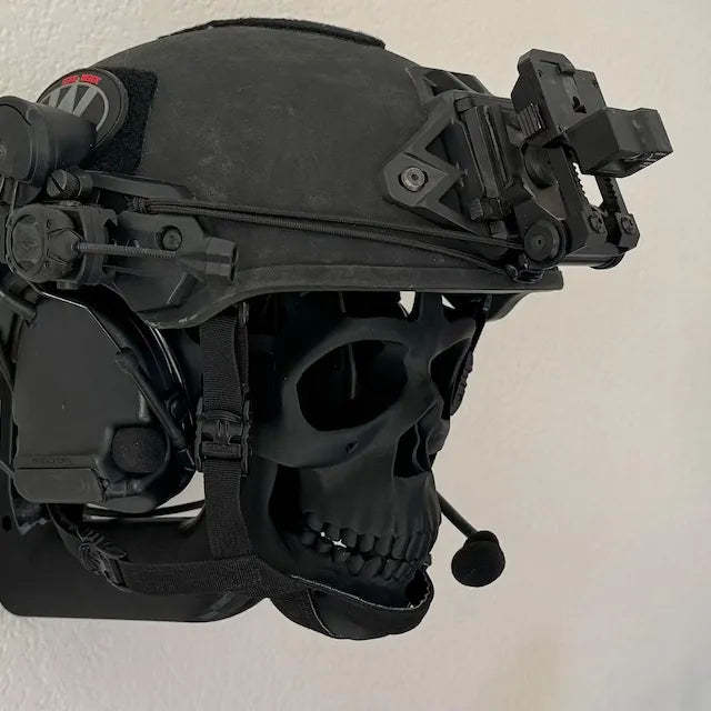 Pacchetto espositivo casco teschio 3D
