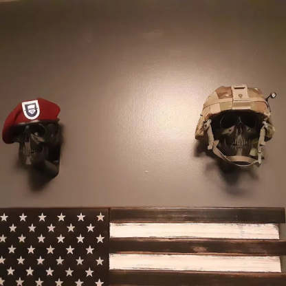 Pacchetto espositivo casco teschio 3D