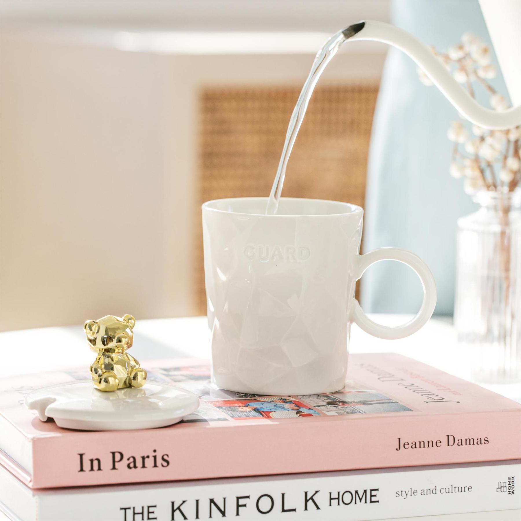 Golden Bear Ceramic Mug with Lid & Spoon – 10oz Aesthetic Coffee Cup for Girls, Couples & Gifting (Pink/Sky Blue/White/Pale Yellow)