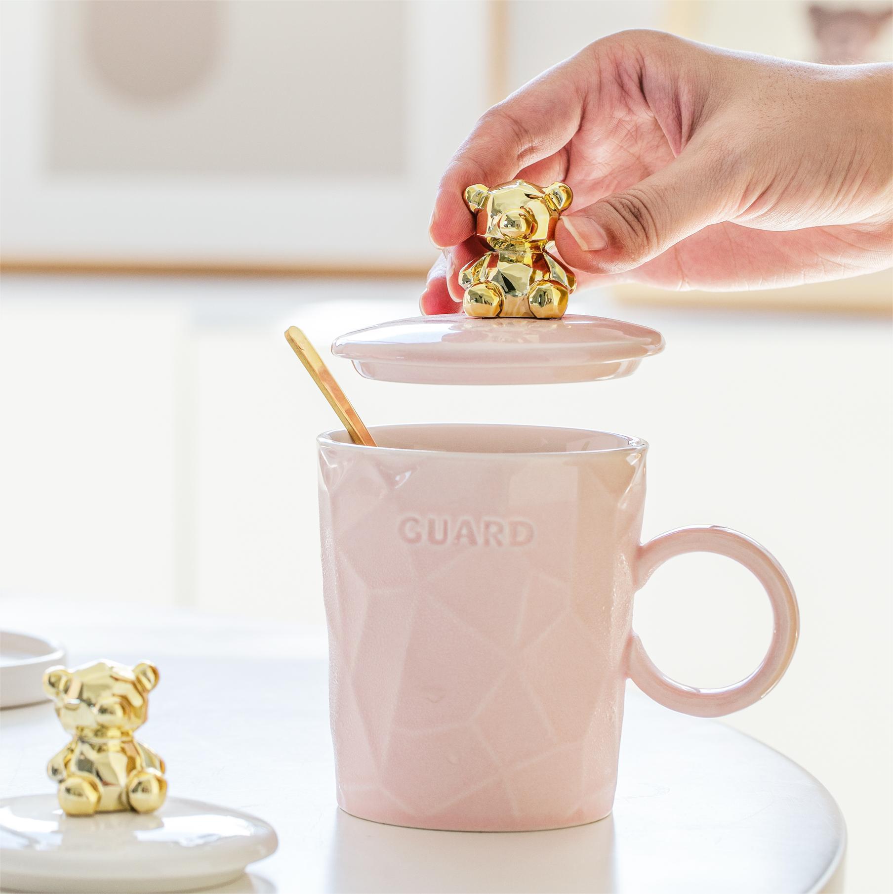 Golden Bear Ceramic Mug with Lid & Spoon – 10oz Aesthetic Coffee Cup f