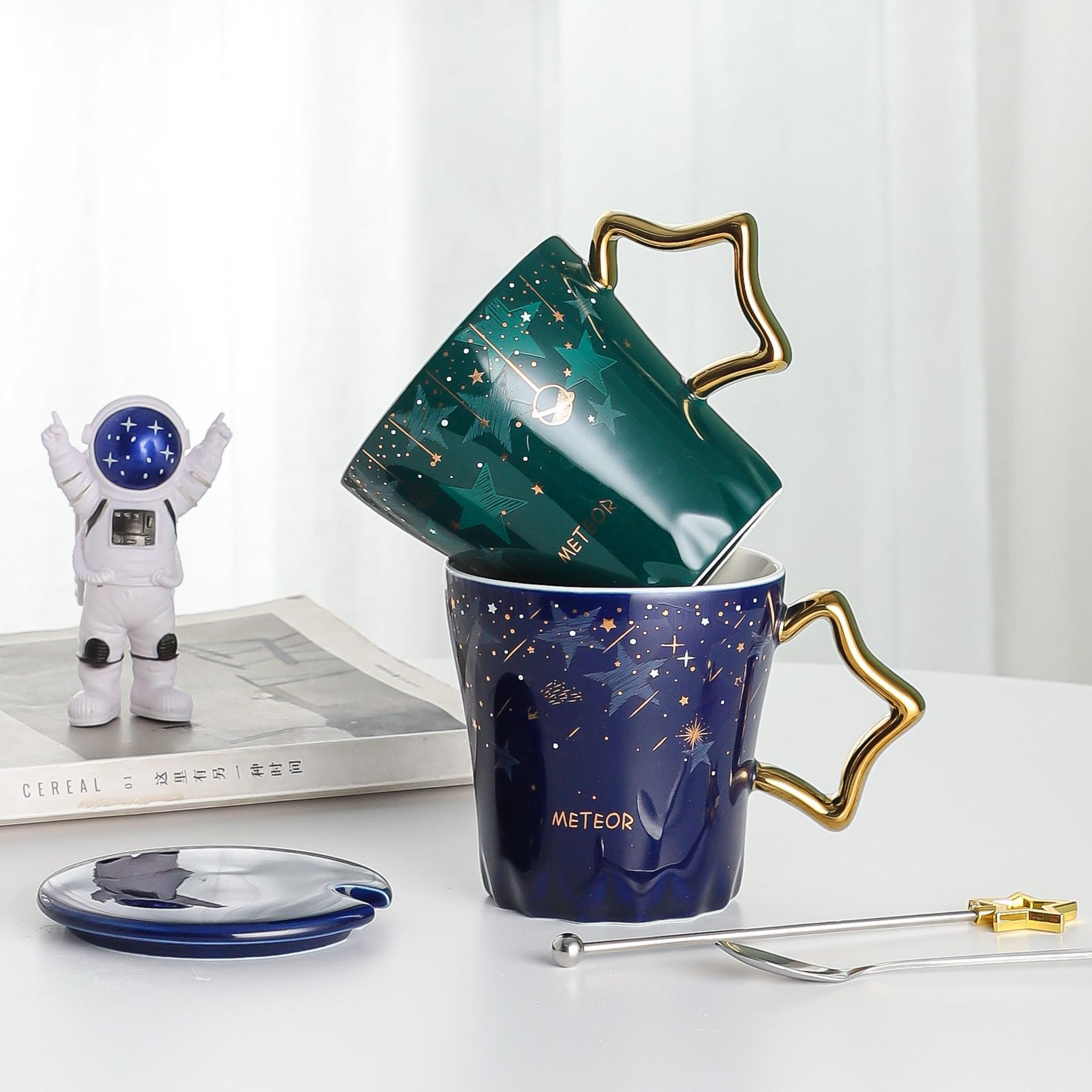 Starry Night Sky Ceramic Mug with Gold-Plated Handle & Lid – 13.5oz Elegant Coffee Cup Gift Set for Couples & Office (3.9"H x 3.7"W)