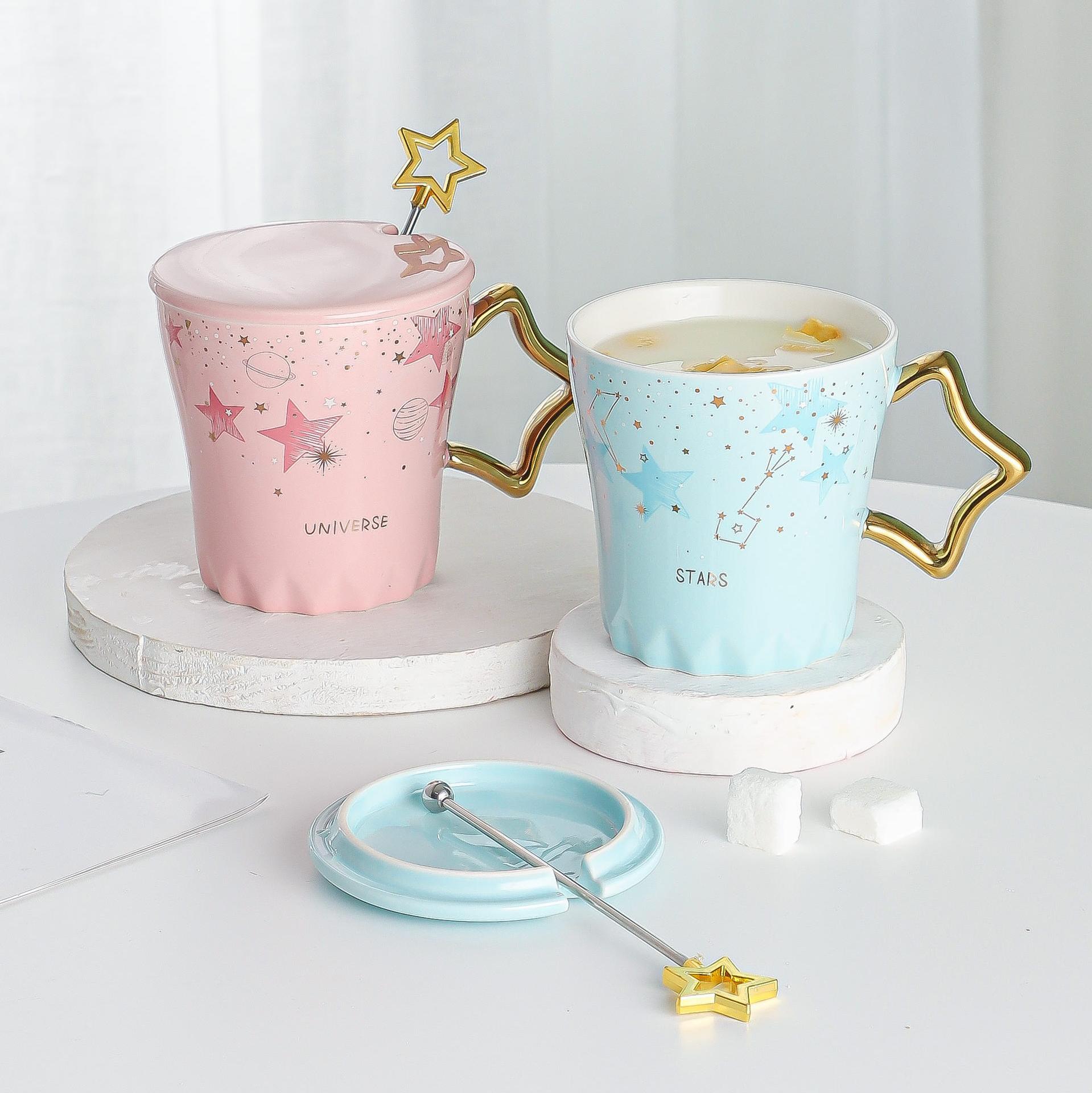 Starry Night Sky Ceramic Mug with Gold-Plated Handle & Lid – 13.5oz Elegant Coffee Cup Gift Set for Couples & Office (3.9"H x 3.7"W)