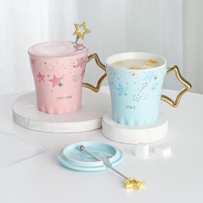 Starry Night Sky Ceramic Mug with Gold-Plated Handle & Lid – 13.5oz Elegant Coffee Cup Gift Set for Couples & Office (3.9"H x 3.7"W)