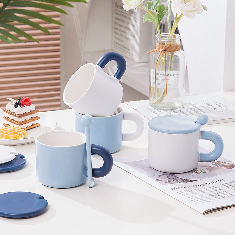 Cute Rabbit Bear Puppy Cartoon Ceramic Mug with Lid & Spoon – 13.5oz Aesthetic Gift for Students, Couples & Branding (4.3"H x 3.1"D, Gift Box)