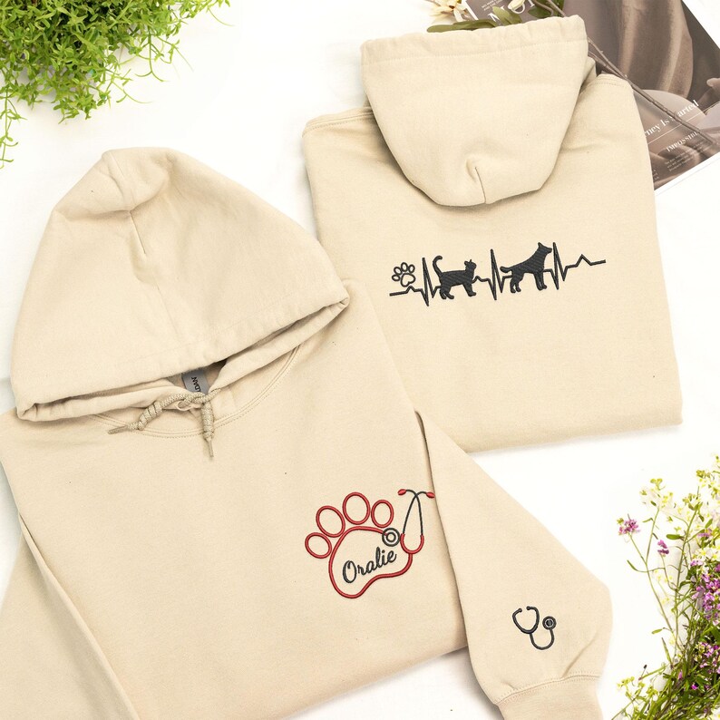 Personalized pet Hoodie – Dog Cat Heartbeat Stethoscope 