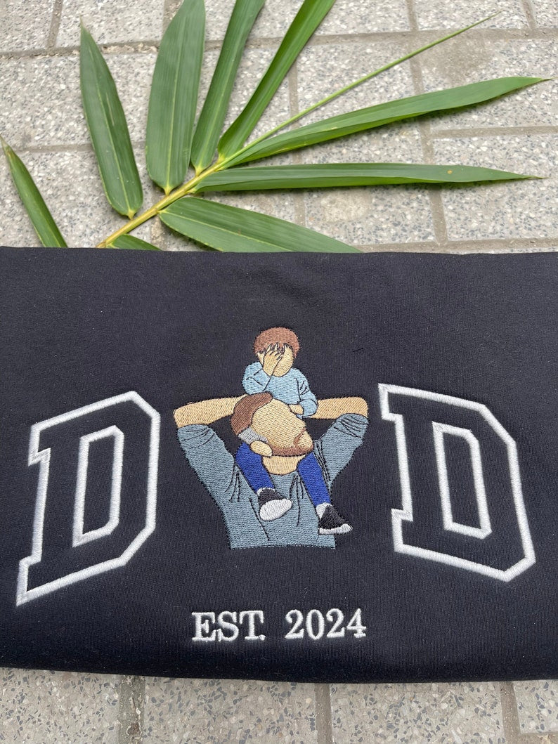 🔥Hot Sale🔥Custom DAD Embroidered Photo Sweatshirt - Gift to Father