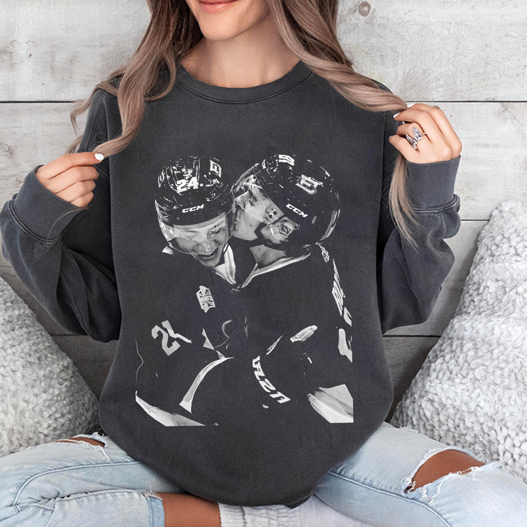 Ilya Rozanov and Shane Hollander ,Heated Rivalry Inspired Unisex T-shirt/Crewneck/Hoodie