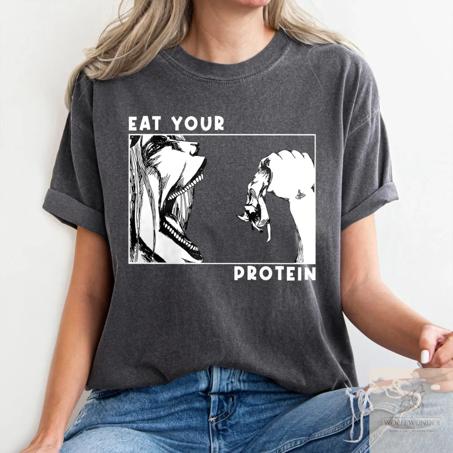 Anime T-shirt "Titan Attack"