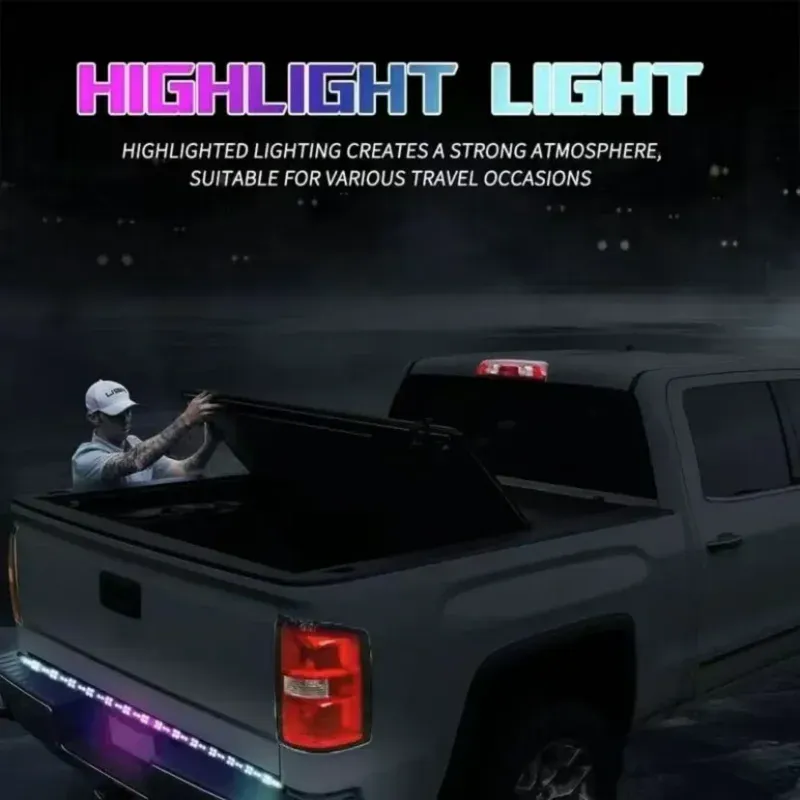 Dynamic herringbone tailgate light bar
