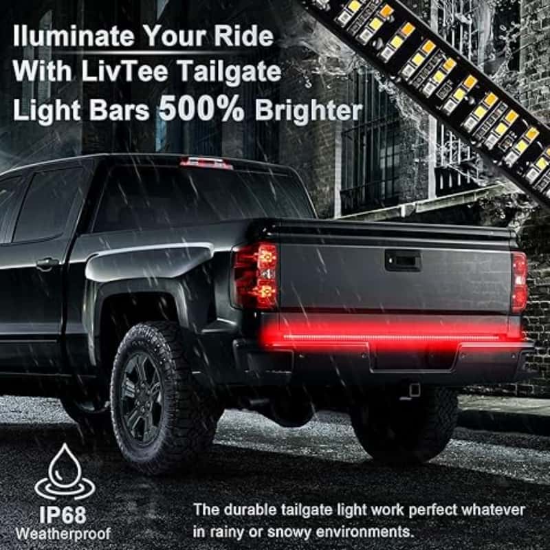 Truck tailgate light bar