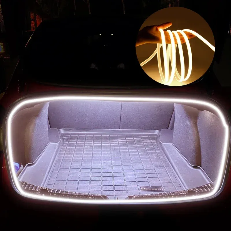 Trunk light bar