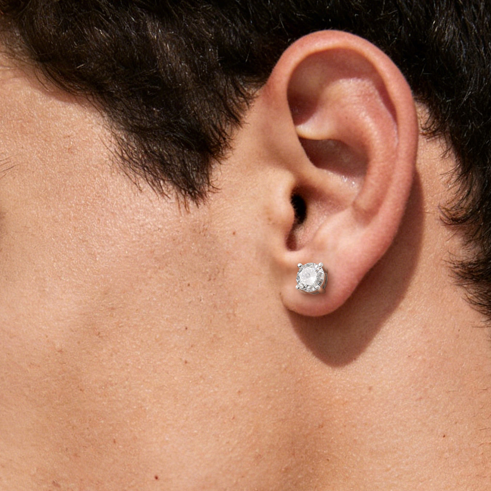 4 Prong Round Moissanite Stud Earrings in White Gold for Men-02