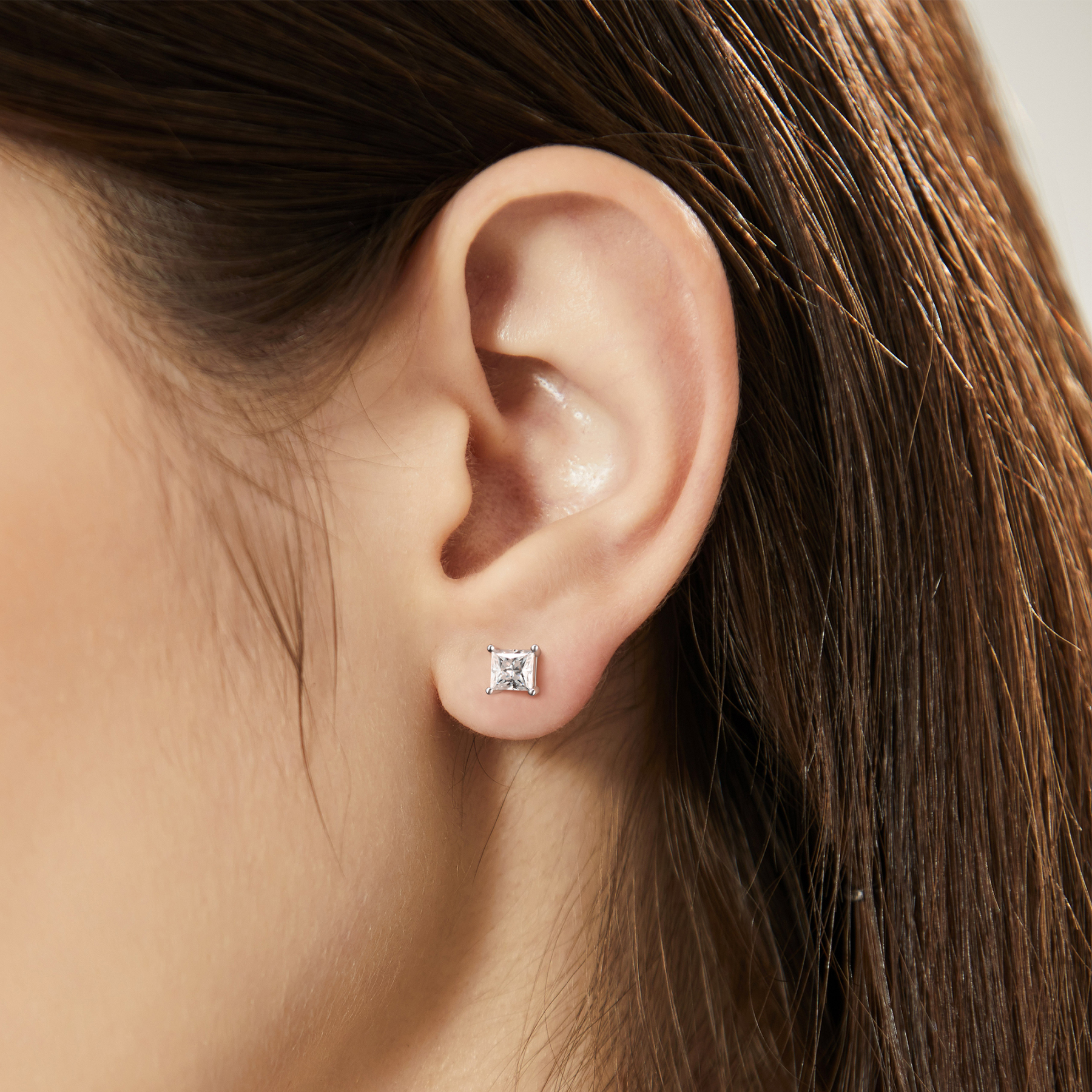 Four-Prong Princess Cut Moissanite Stud Earrings in White Gold for Women-04