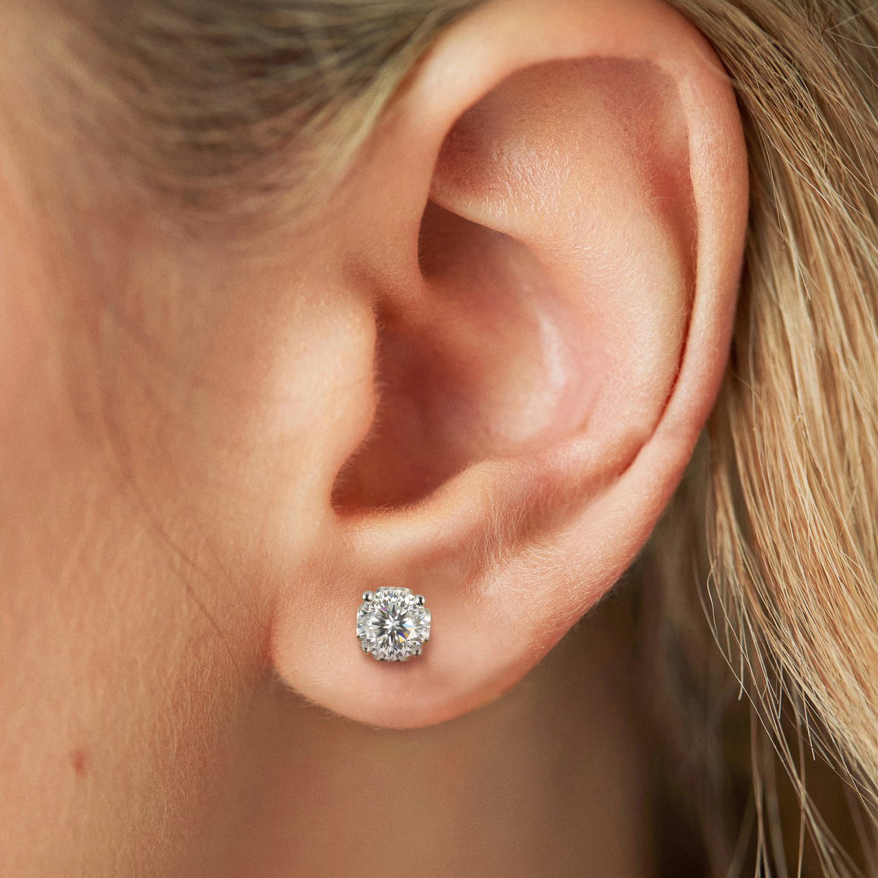 Four-Prong Round Cut Moissanite Stud Earrings with Side Heart in White Gold for Women-01